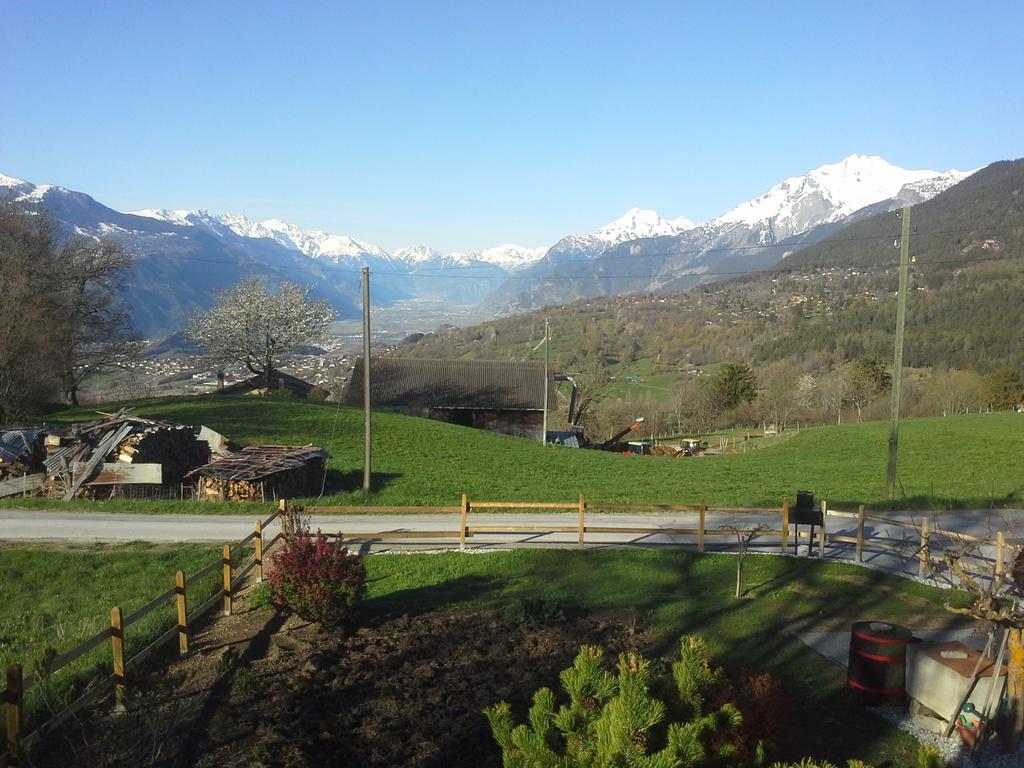 Studio Le Plan Clou Arbaz Exterior foto